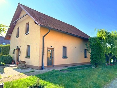 Prodej  rodinného domu 148 m², pozemek 1 197 m²