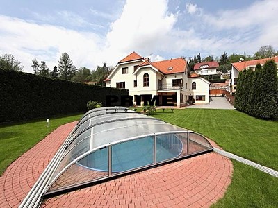 Pronájem  rodinného domu 410 m², pozemek 1 036 m²