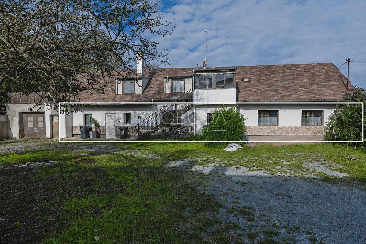 Prodej rodinného domu 130 m², pozemek 1180 m²