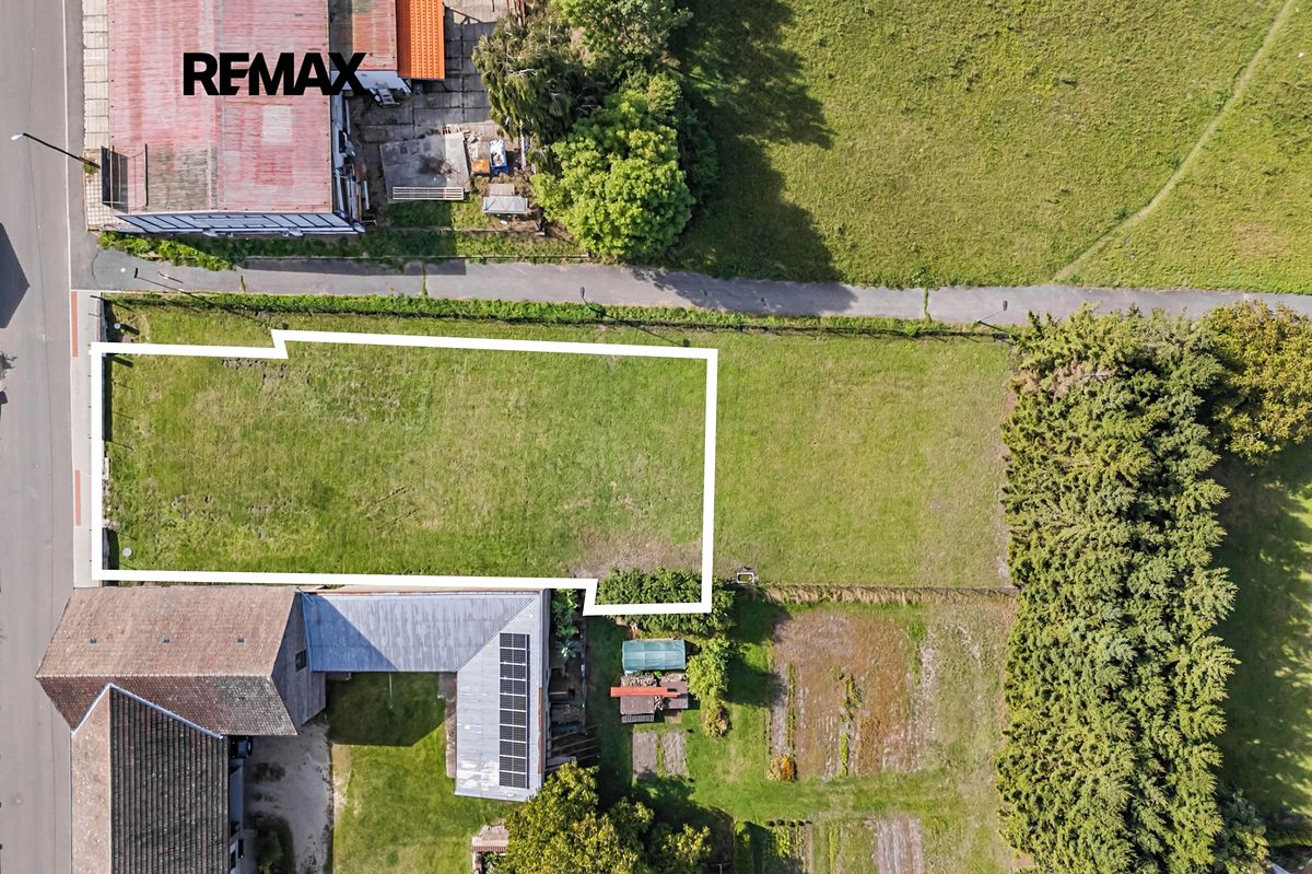 Prodej stavebního pozemku 1449 m² – fotografie 3