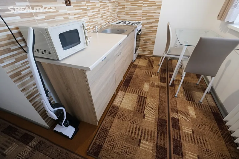 Pronájem bytu 2+1 56 m² – další
