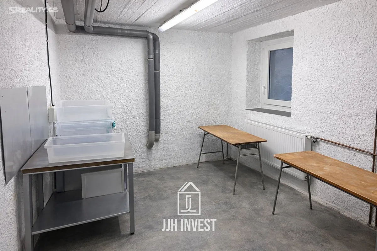 Pronájem kanceláře 112 m² - Widok 4