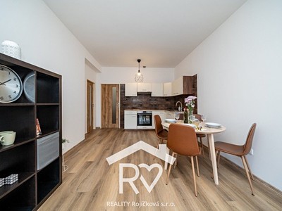 Prodej  rodinného domu 228 m², pozemek 844 m²