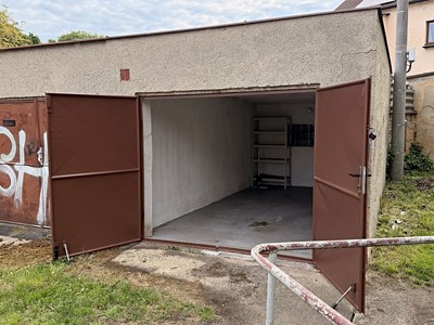 Pronájem garáže 20 m² — photo 2
