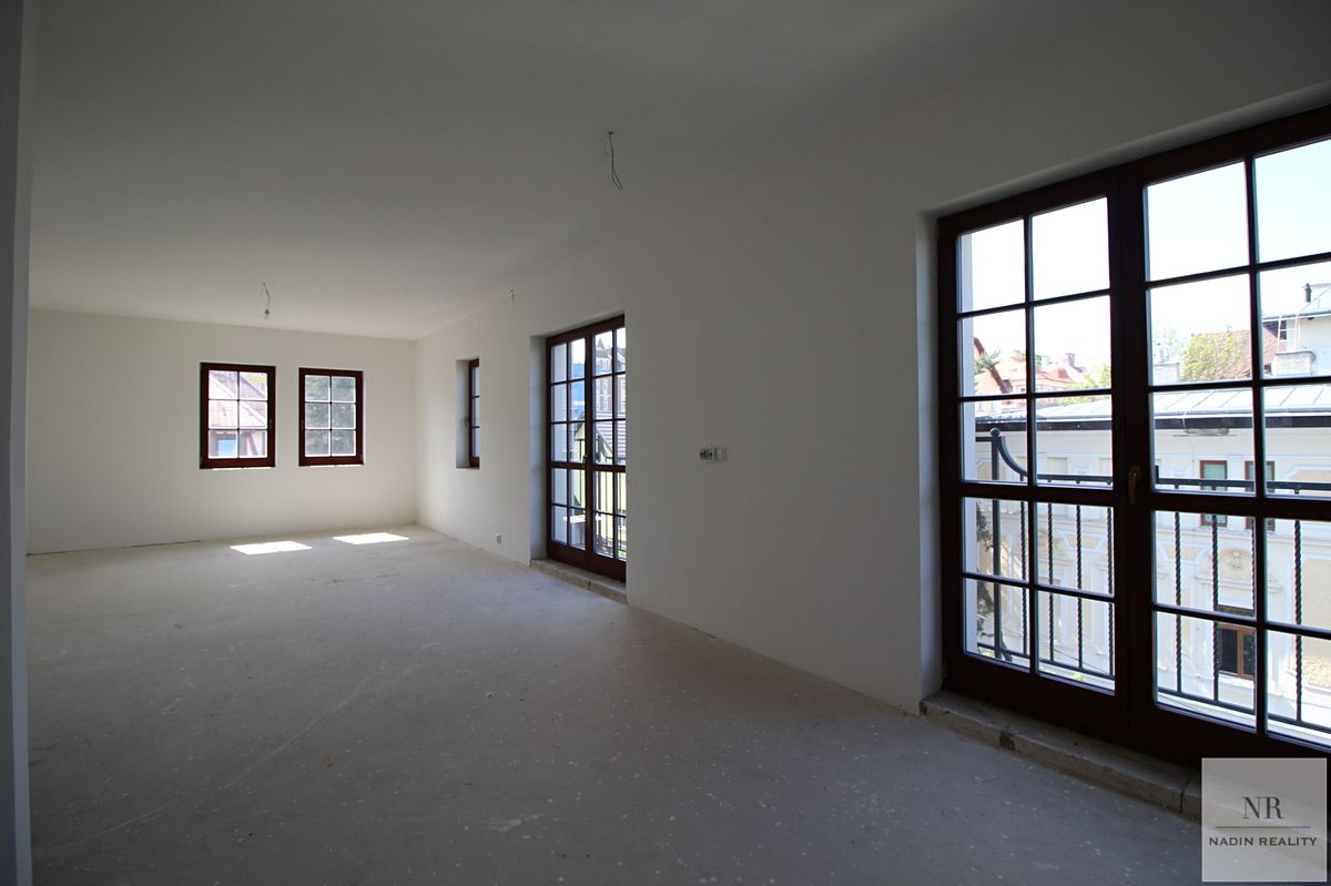 Prodej činžovního domu 1336 m² – fotografie 3