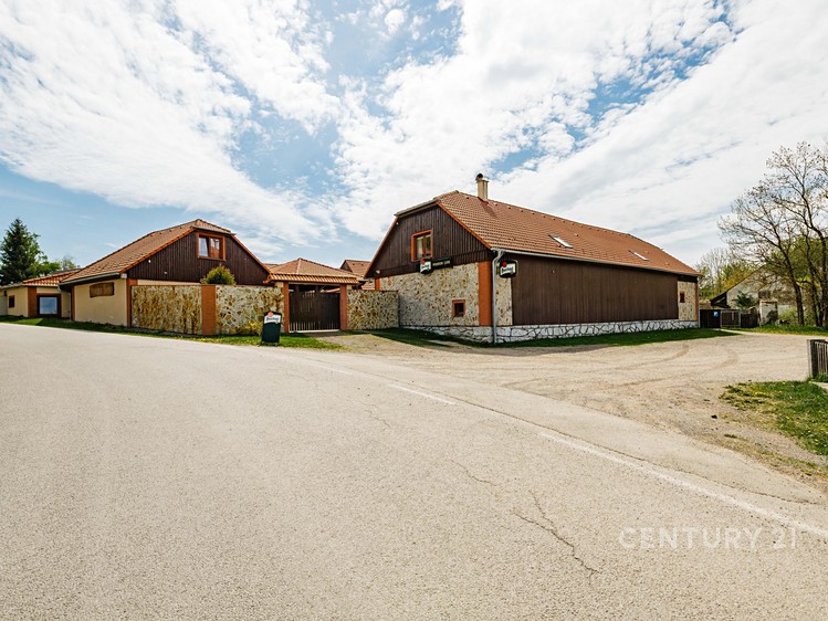 Будинок на продаж, 1 320 м² (48 з 48)