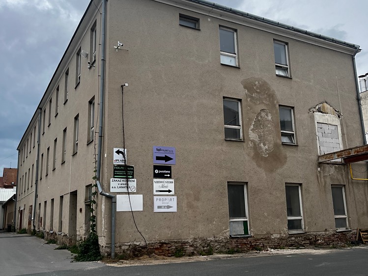Комерційне приміщення на продаж, 3 300 м² (4 з 9)