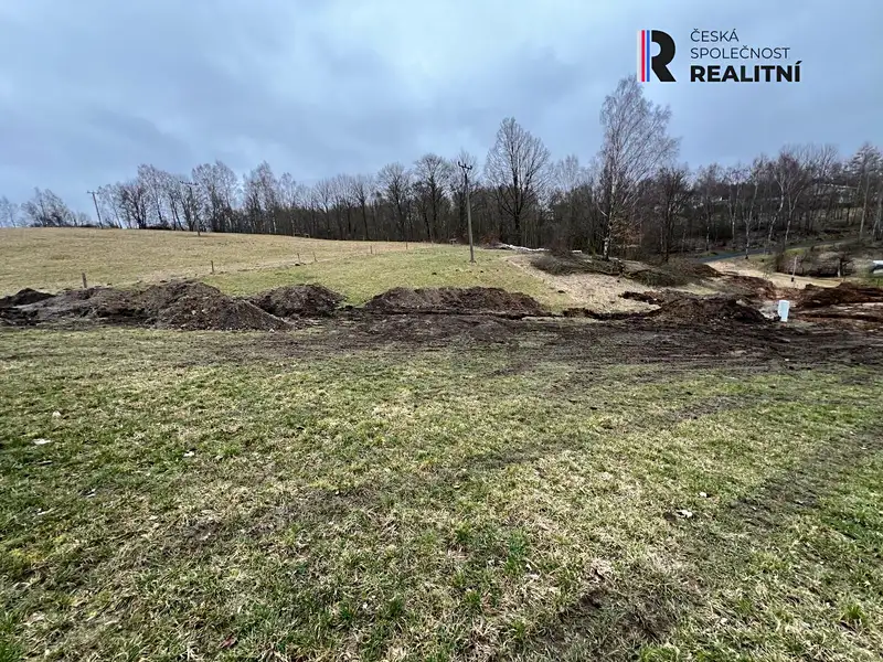 Prodej stavebního pozemku 1652 m², Horní Slavkov – náhled fotky 1