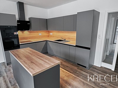 Pronájem bytu 2+kk 68 m²