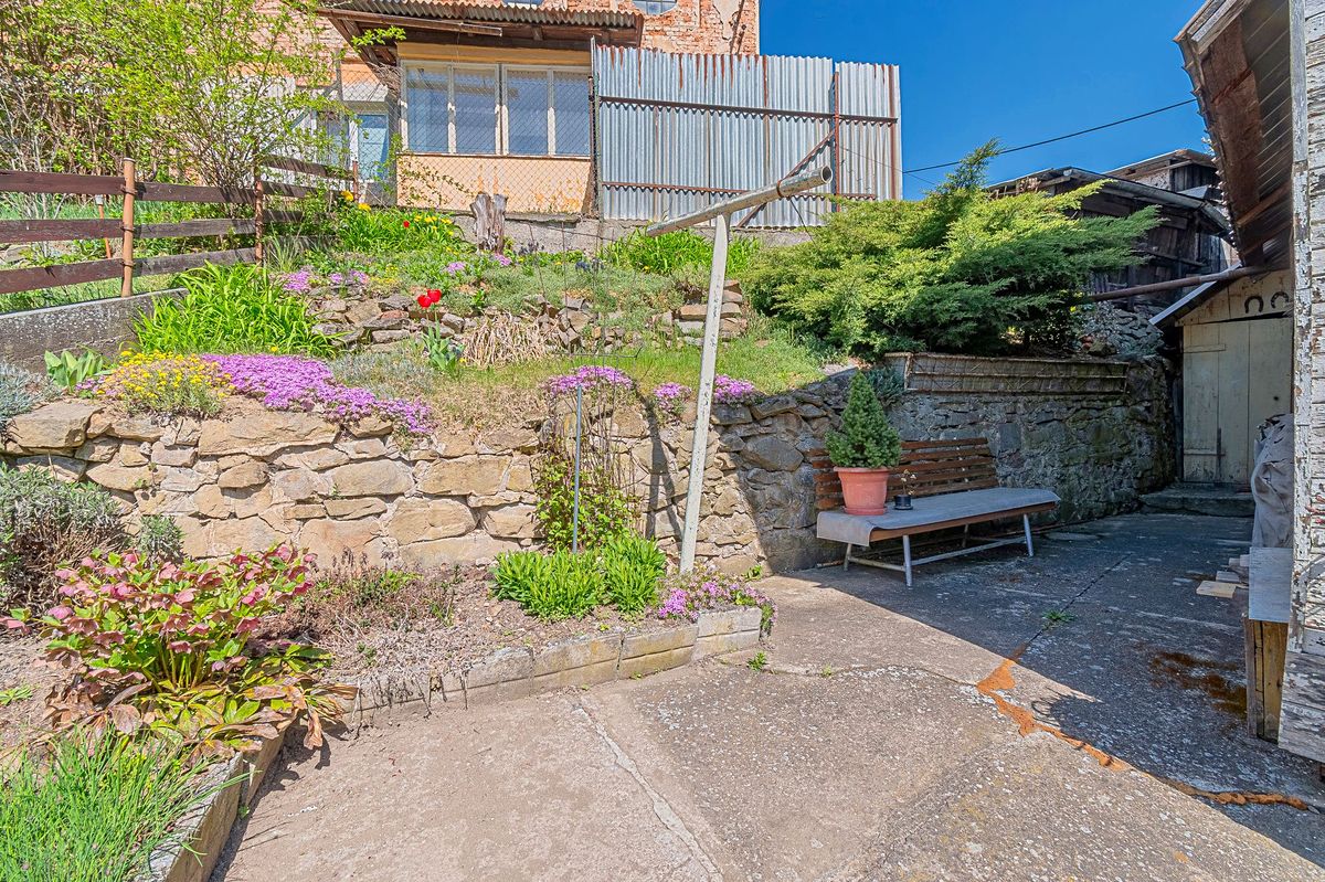 Prodej činžovního domu 230 m² – fotografie 3