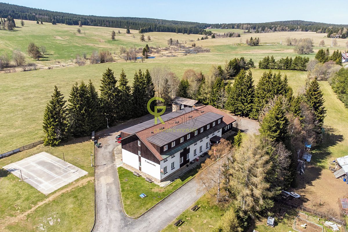 Prodej stavebního pozemku 8034 m² – fotografie 4