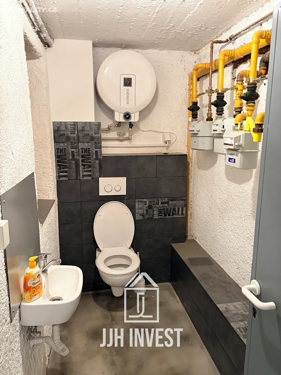 Pronájem kanceláře 112 m² - Widok 6