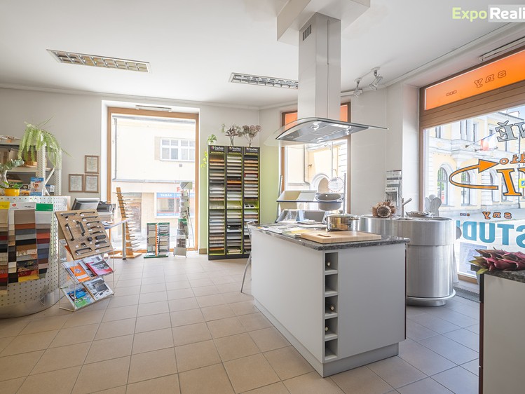 Комерційне приміщення на продаж, 782 м² (17 з 25)