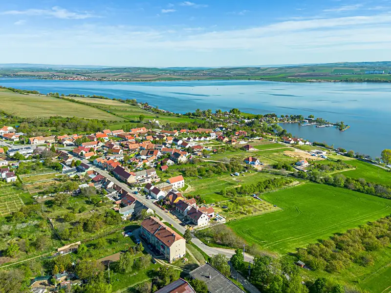 Prodej vícegeneračního domu 420 m², pozemek 1430 m², Pavlov – náhled fotky 1