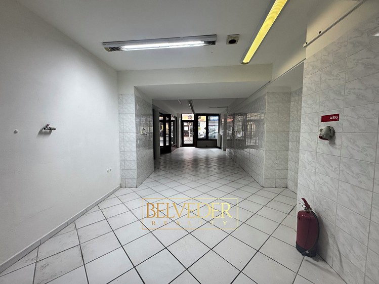 Комерційне приміщення в оренду, 140 м² (7 з 12)
