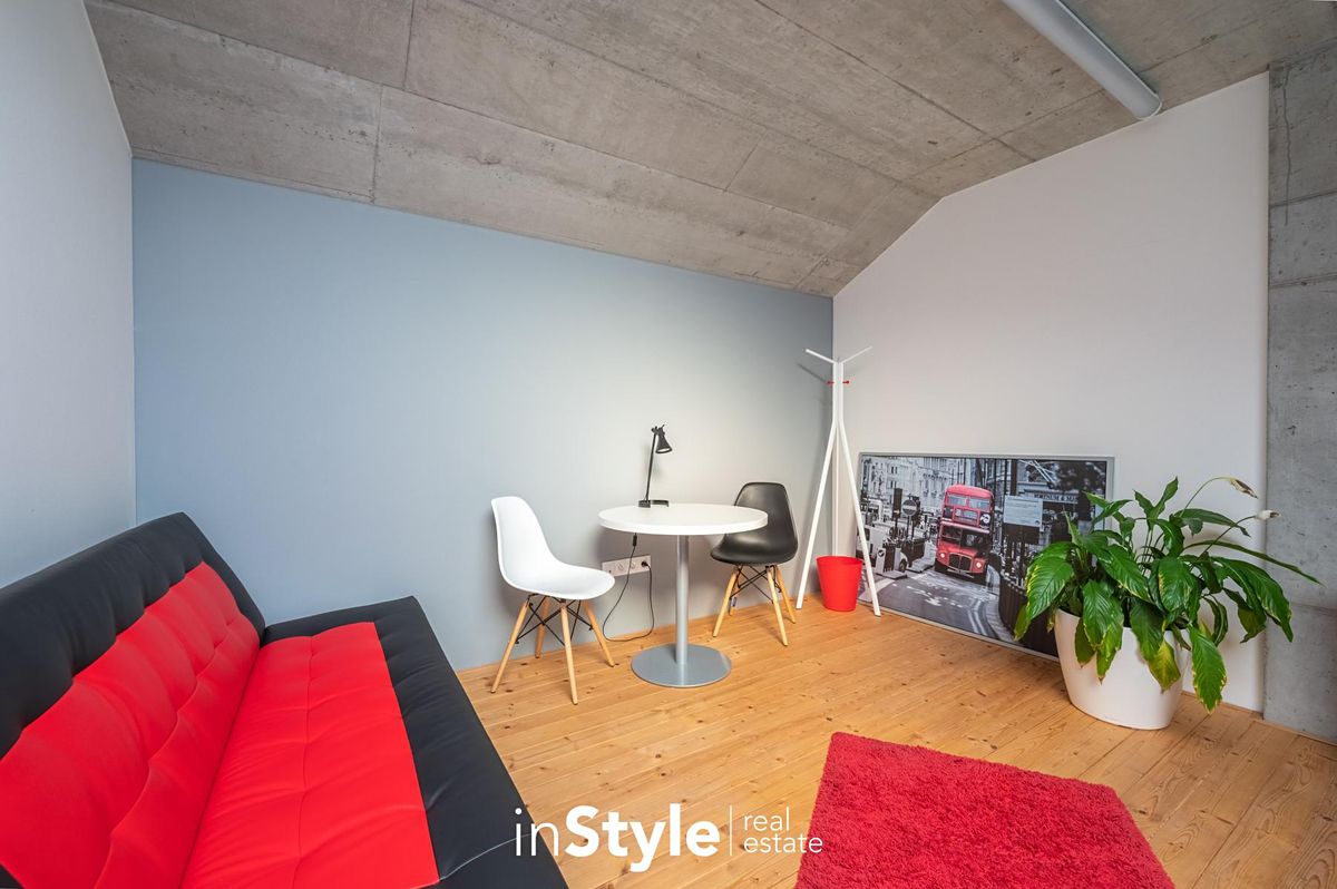 Pronájem kanceláře 25 m² – fotografie 2