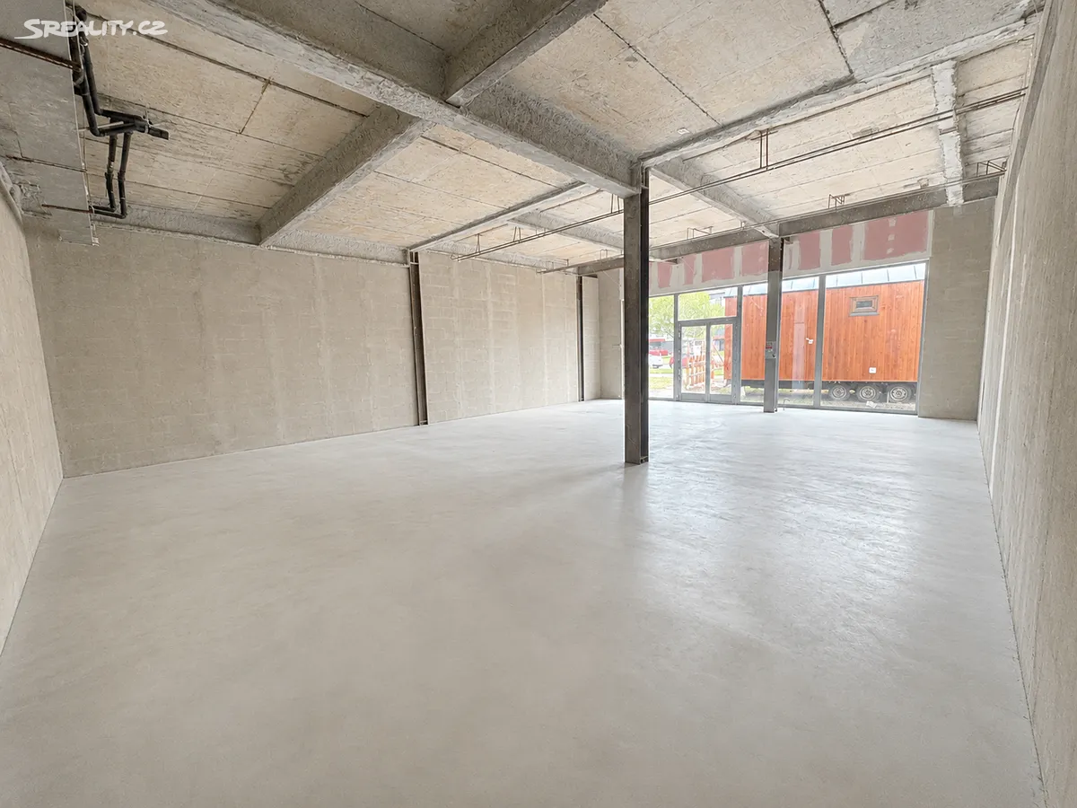 Pronájem obchodního prostoru 124 m² – pohled 3