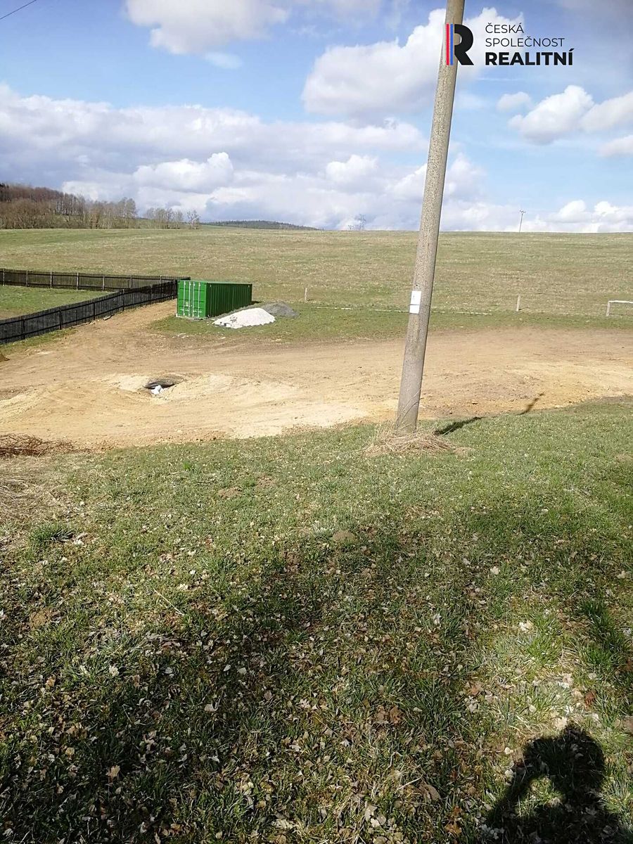 Prodej stavebního pozemku 1652 m² – fotografie 5