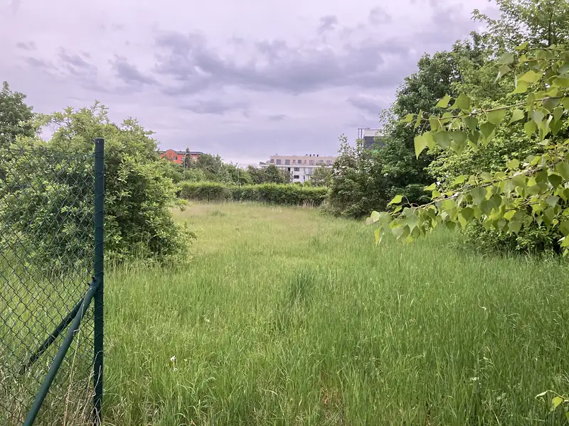 Prodej stavebního pozemku 1515 m², Nymburk – náhled fotky 2