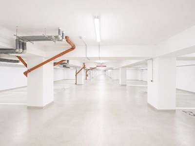 Pronájem garážového stání 15 m² — photo 2