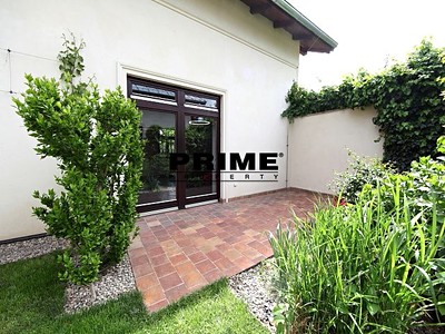 Pronájem bytu 4+kk 170 m² (Mezonet)