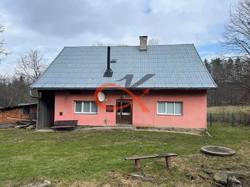 Prodej rodinného domu 200 m², pozemek 27930 m², Trojanovice – náhled fotky 2