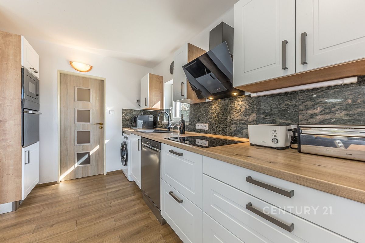 Prodej rodinného domu 80 m², pozemek 1309 m² – fotografie 3