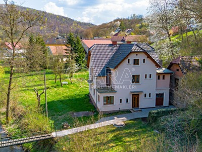 Prodej  rodinného domu 91 m², pozemek 3 785 m²