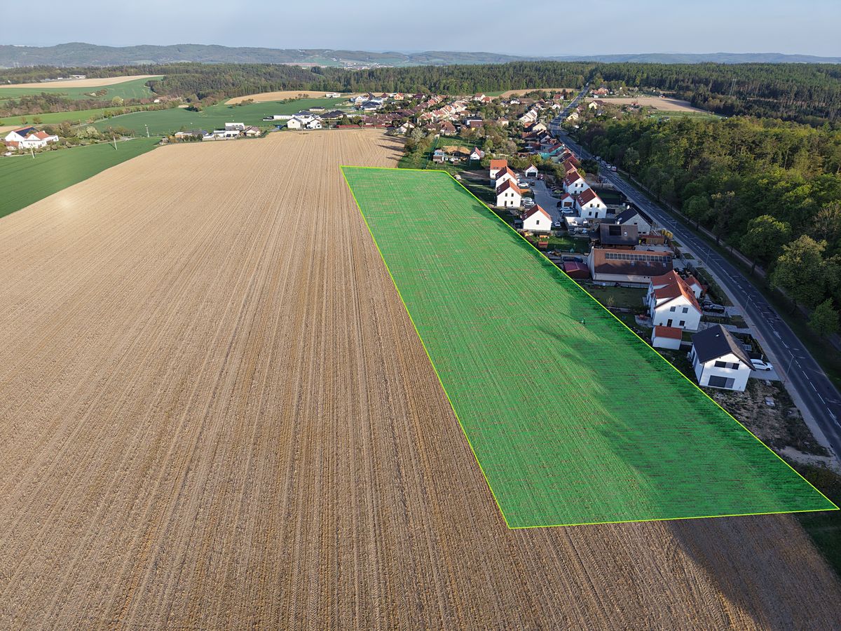 Prodej stavebního pozemku 14591 m² – fotografie 2