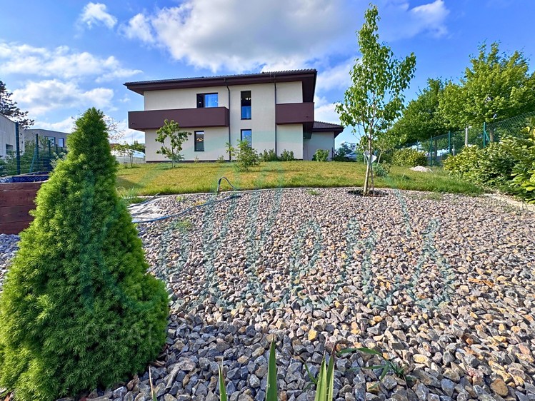 Prodej domu, 244 m² (33 z 39)