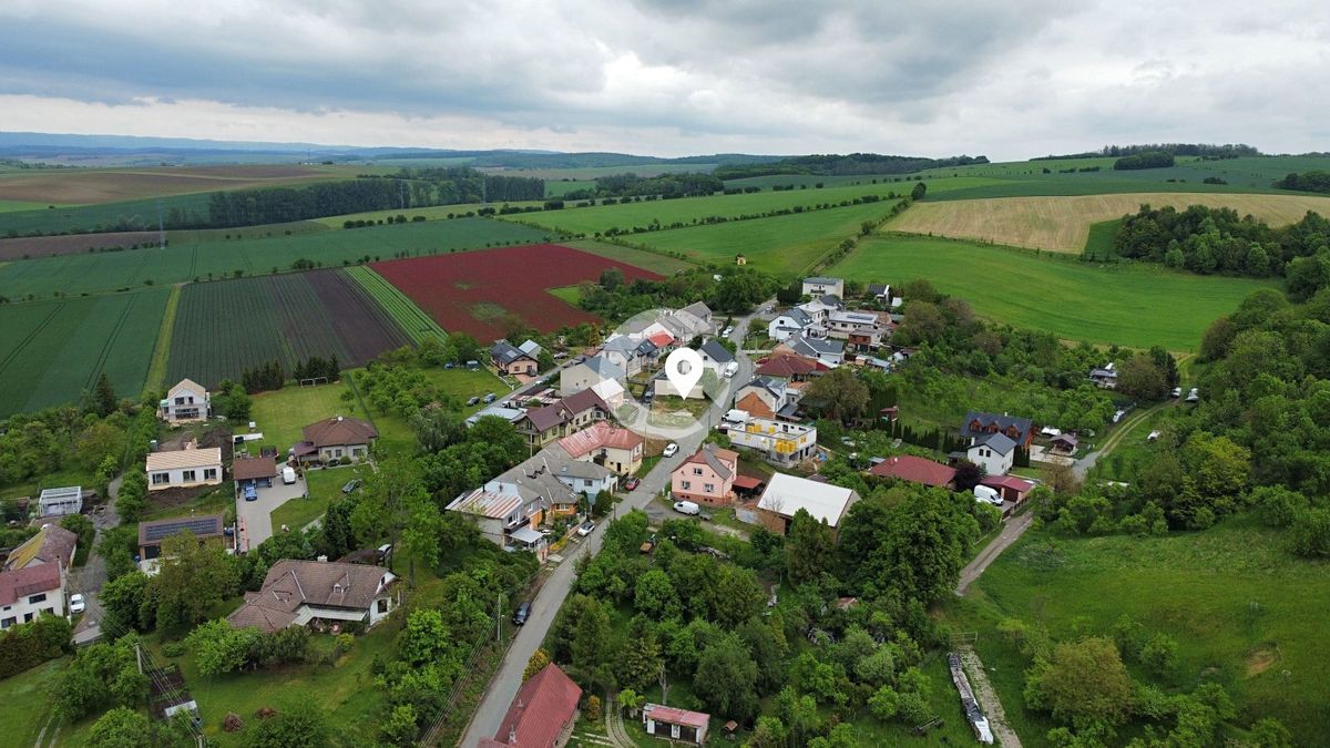 Prodej stavebního pozemku 190 m² – fotografie 3