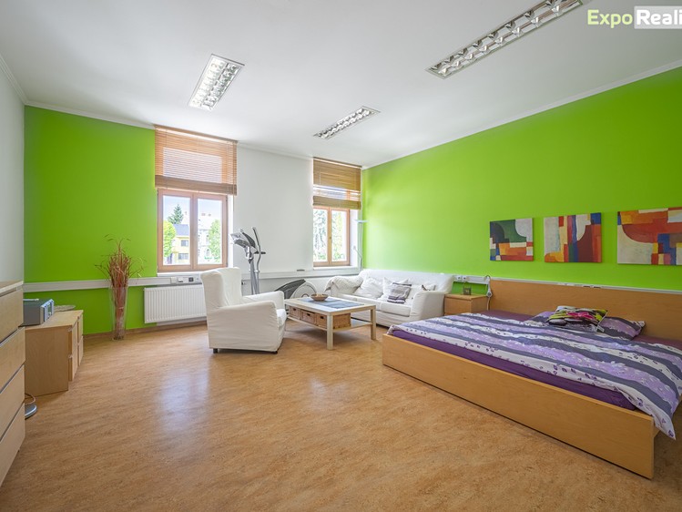 Комерційне приміщення на продаж, 782 м² (21 з 25)