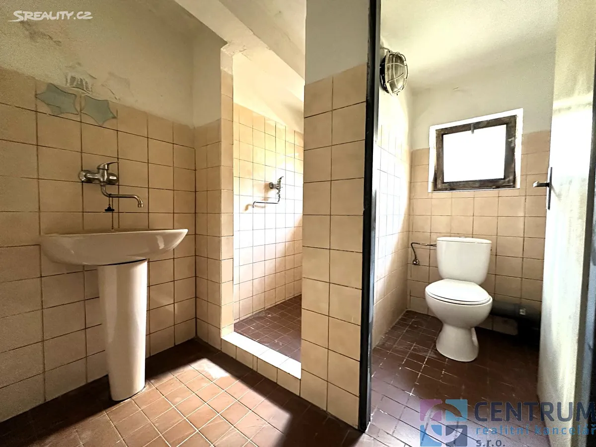 Pronájem skladového prostoru 70 m² – pohled 3
