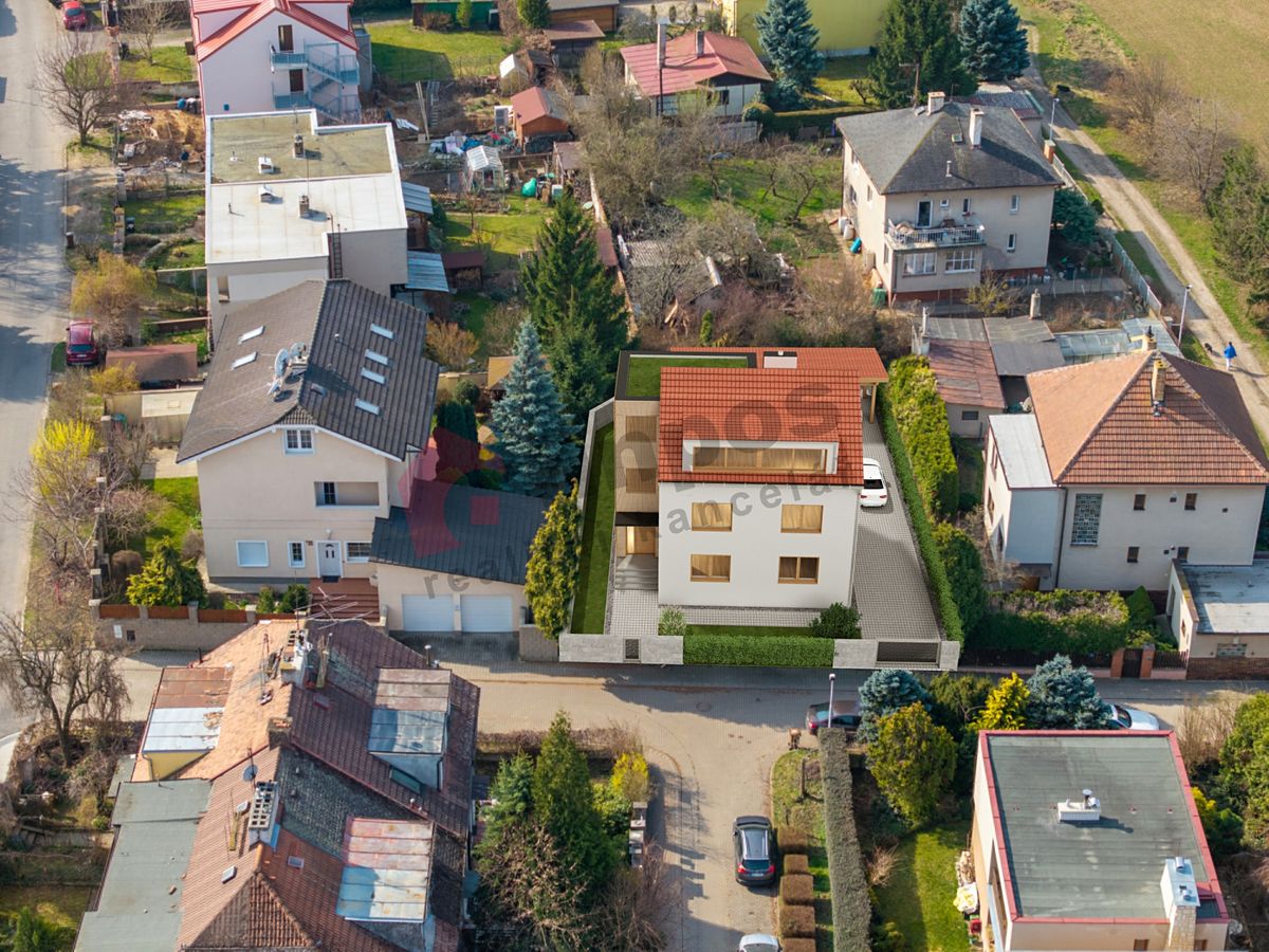 Prodej rodinného domu 158 m², pozemek 547 m² – fotografie 2