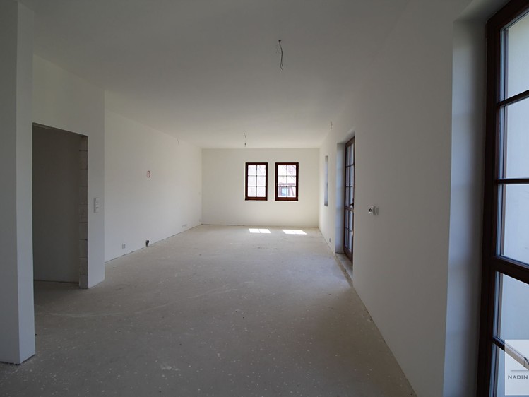 Prodej komerčního prostoru, 1 336 m² (23 z 27)