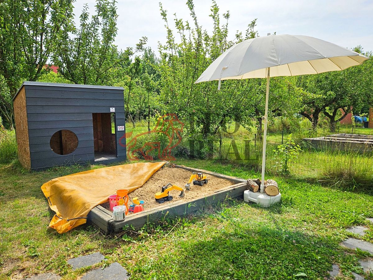 Prodej chaty 9 m², pozemek 300 m² – fotografie 4