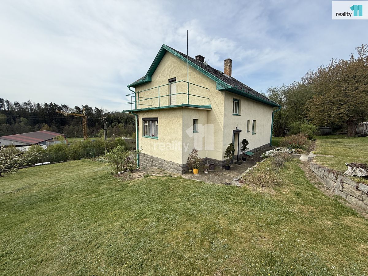 Prodej rodinného domu 108 m², pozemek 1320 m² – fotografie 4