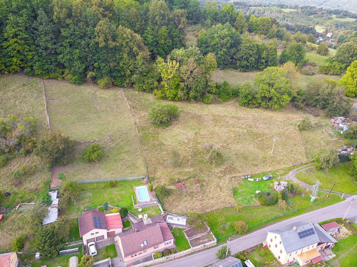 Prodej stavebního pozemku 4274 m² – fotografie 5