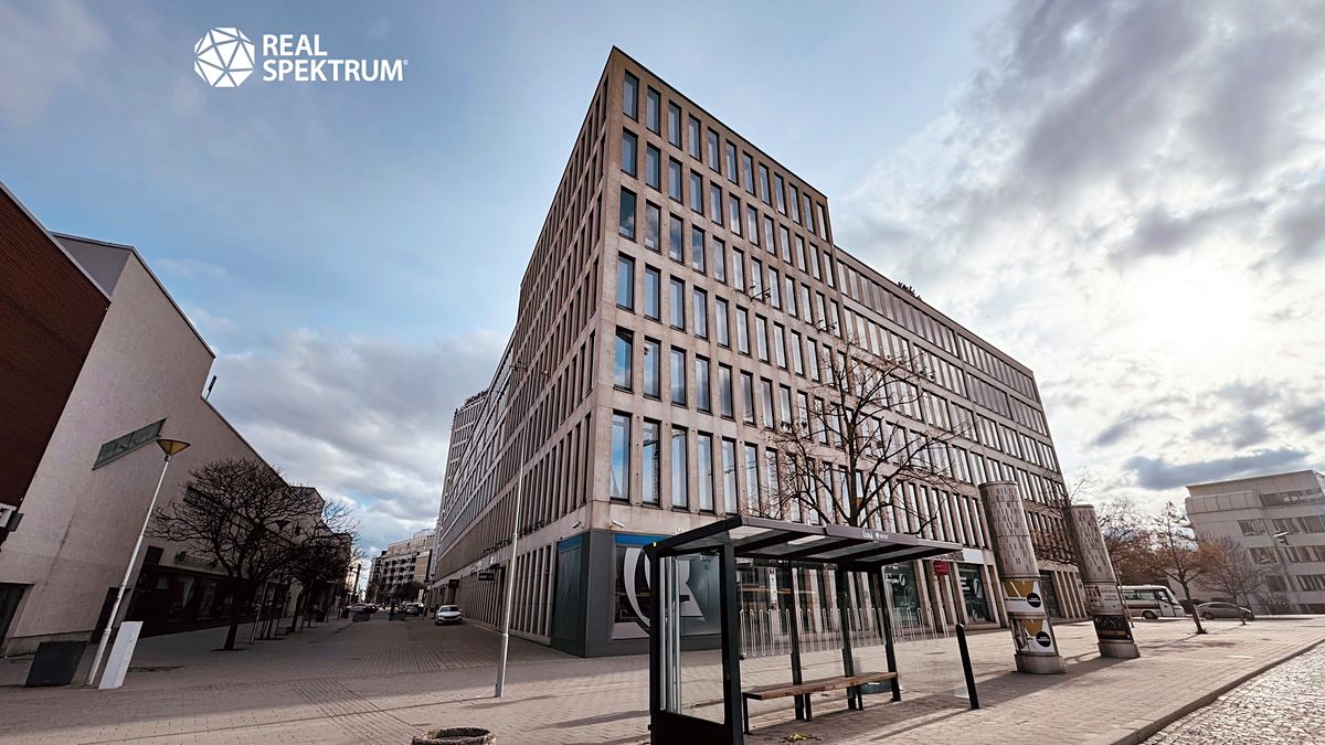Pronájem kanceláře 671 m² – fotografie 4