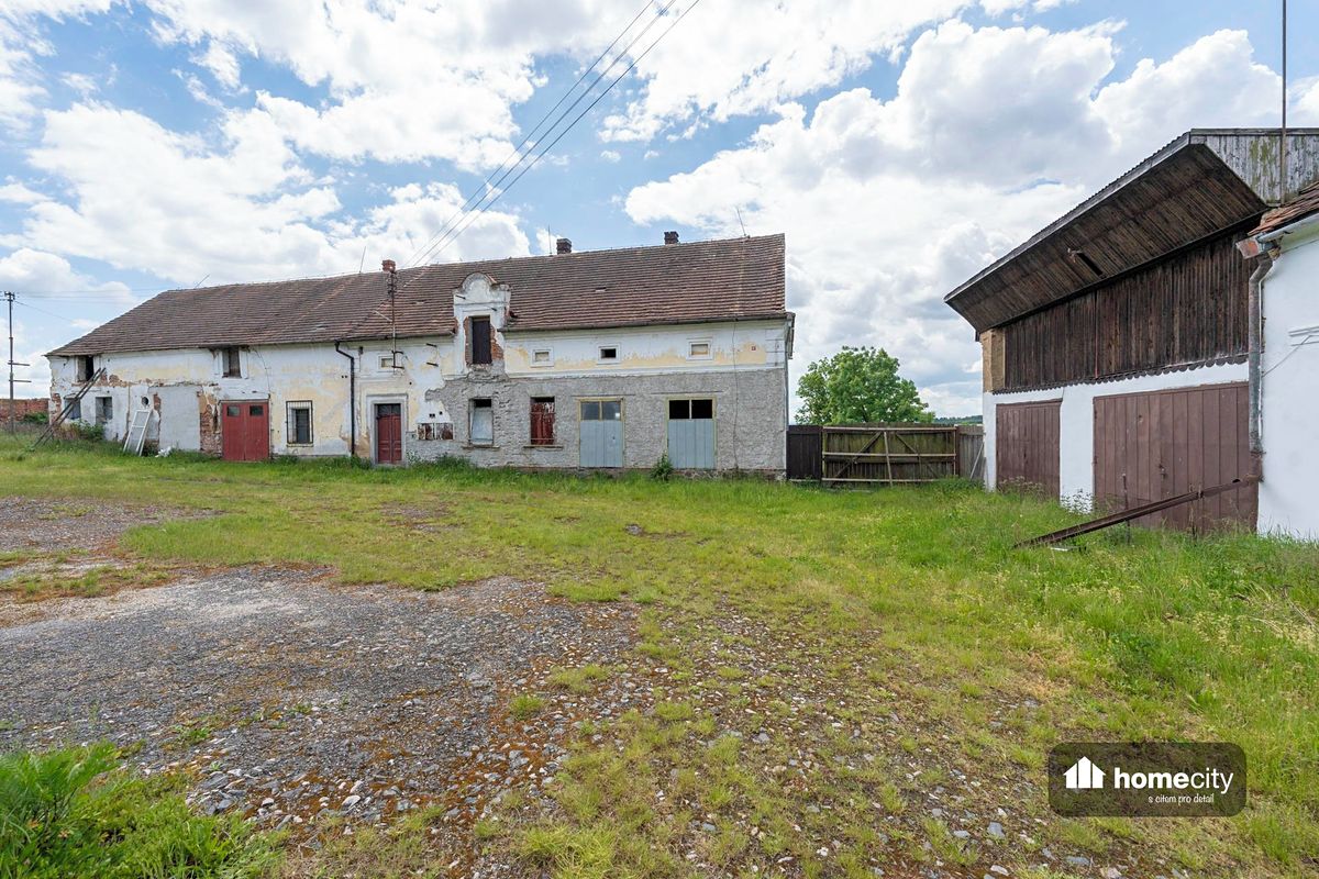 Prodej komerční nemovitosti 1300 m² – fotografie 4