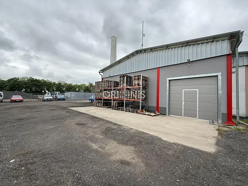 Pronájem skladového prostoru 335 m², Chomutov – náhled fotky 1