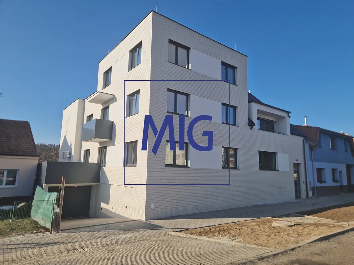 Prodej garážového stání 14 m²
