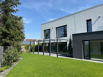 Pronájem  rodinného domu 205 m², pozemek 485 m² — photo 2