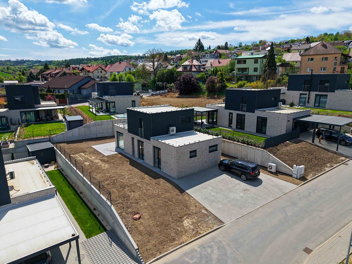 Prodej rodinného domu 117 m², pozemek 554 m² – fotografie 3