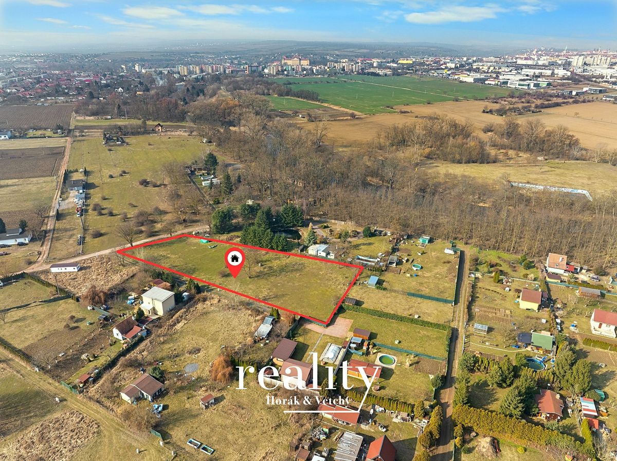 Prodej pozemku 2057 m² – fotografie 3