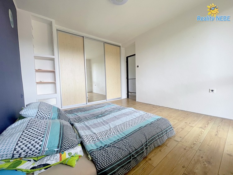 Будинок на продаж, 200 м² (20 з 37)