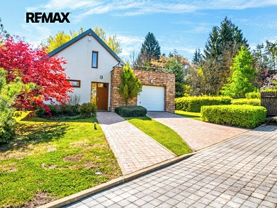 Prodej  rodinného domu 200 m², pozemek 1 242 m²