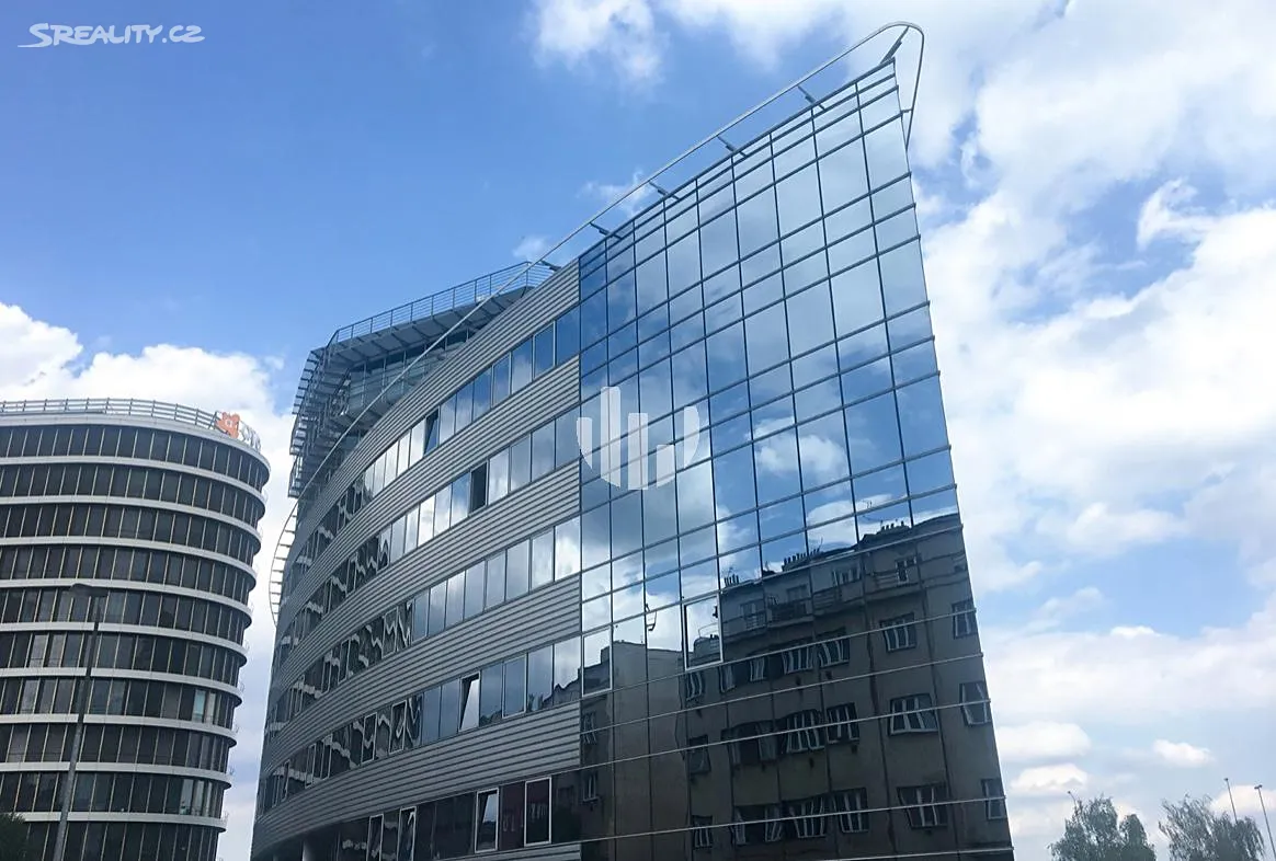 Pronájem kanceláře 400 m², Praha