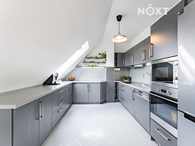 Prodej bytu 3+kk 98 m² (Mezonet)