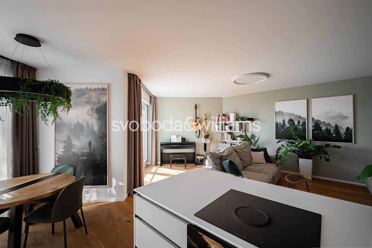 Pronájem bytu 2+kk 64 m²